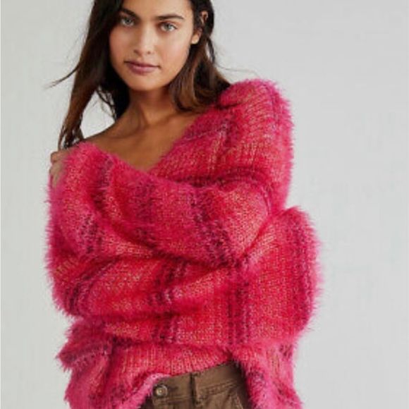 Free People Sweaters - Free People Gelato Pullover Sweater
Color: Pink Combo NWOT
Size: S
Retail $98